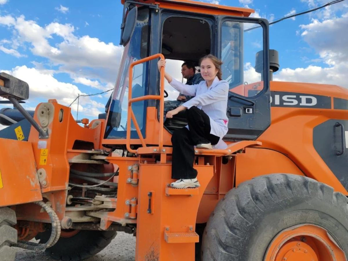 Ученик из Абайской области разработал эко-асфальт