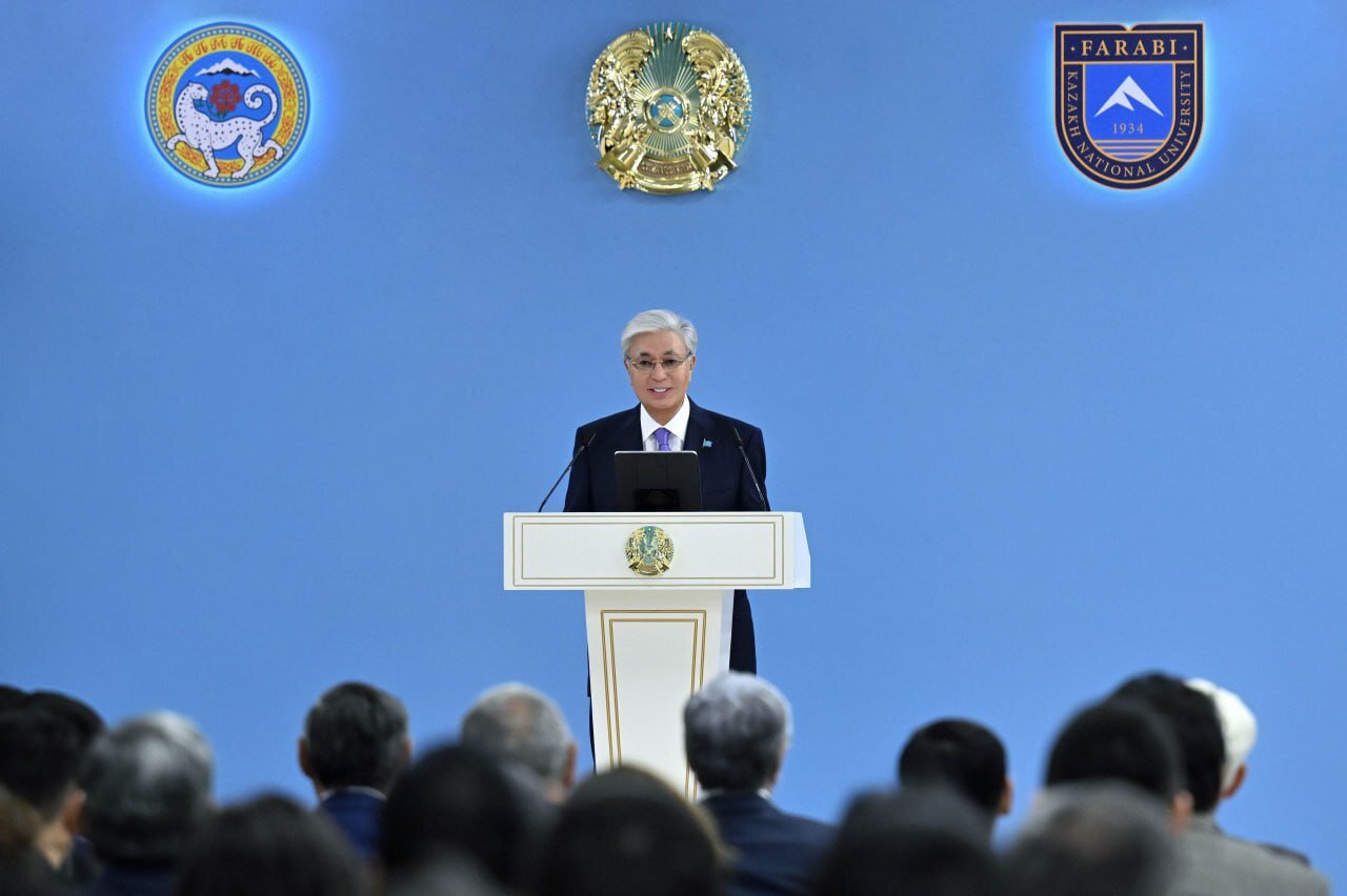 Глава государства призвал развивать сферу науки