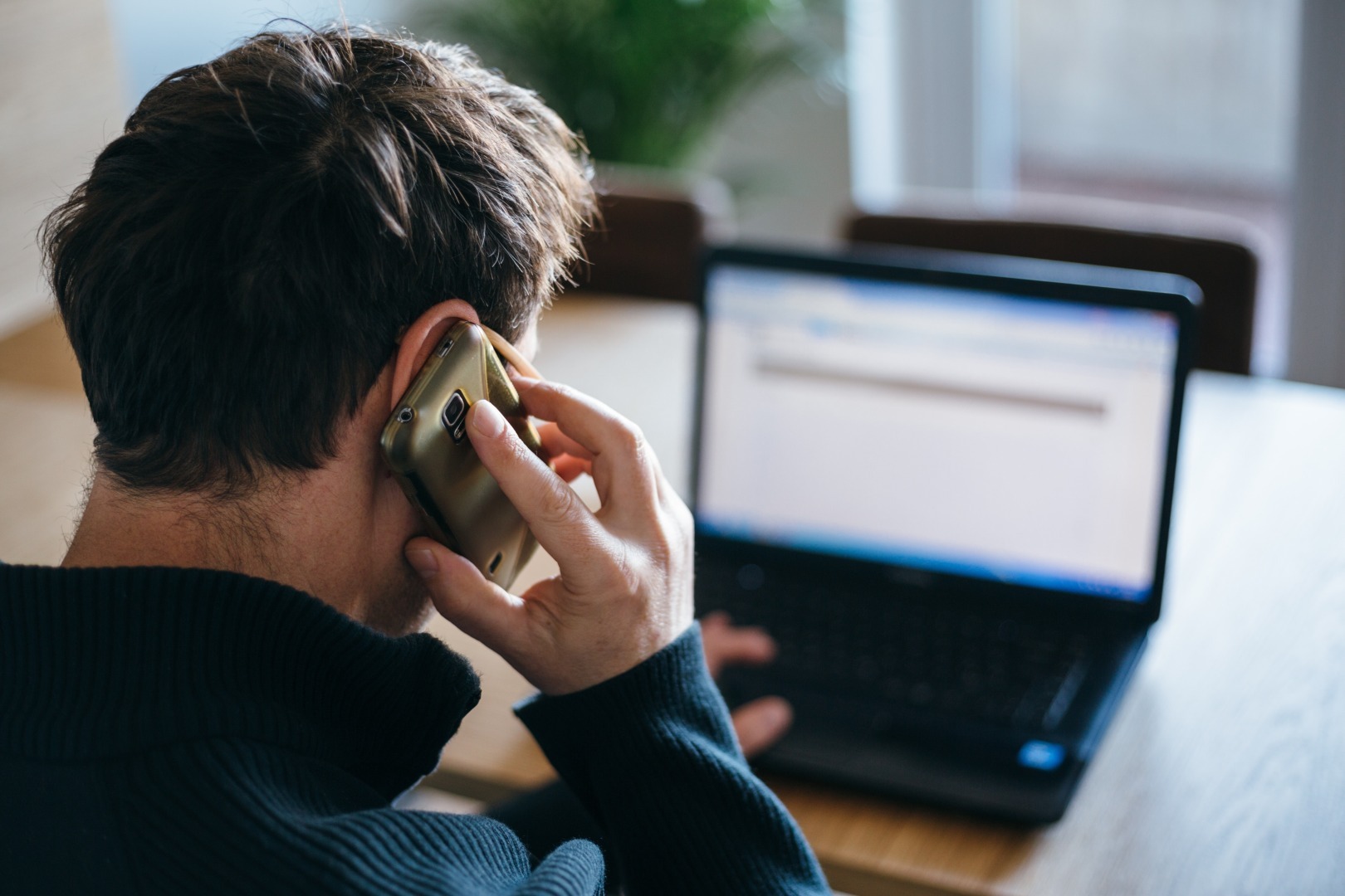 В Астане начато расследование в отношении мошенника, похитившего 20 млн тенге.