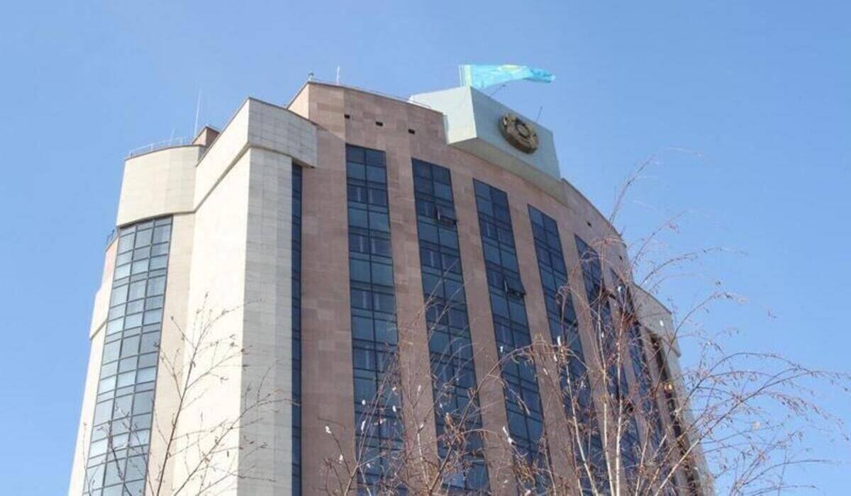 В стране зарегистрировано 16 уголовных дел по фактам незаконной продажи лекарственных средств.