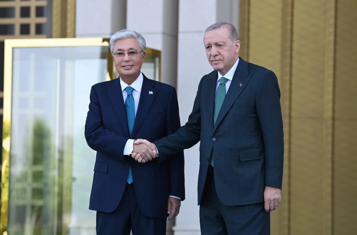 Токаев посетит Турцию по приглашению Эрдогана