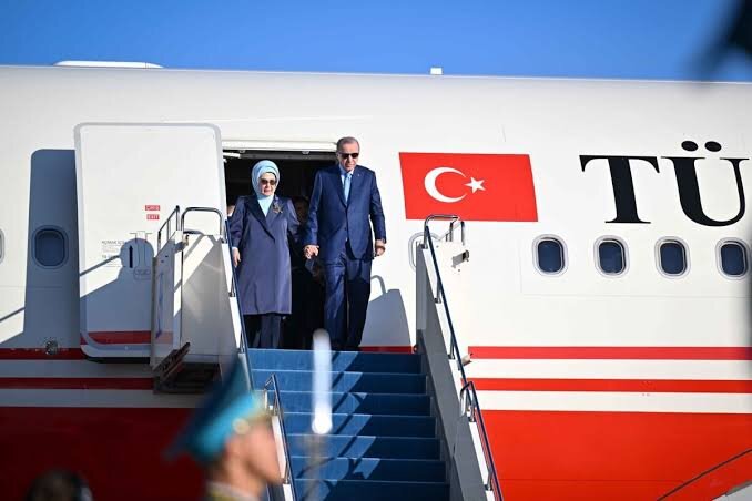 Президент Турции Реджеп Тайип Эрдоган прибыл в Астану