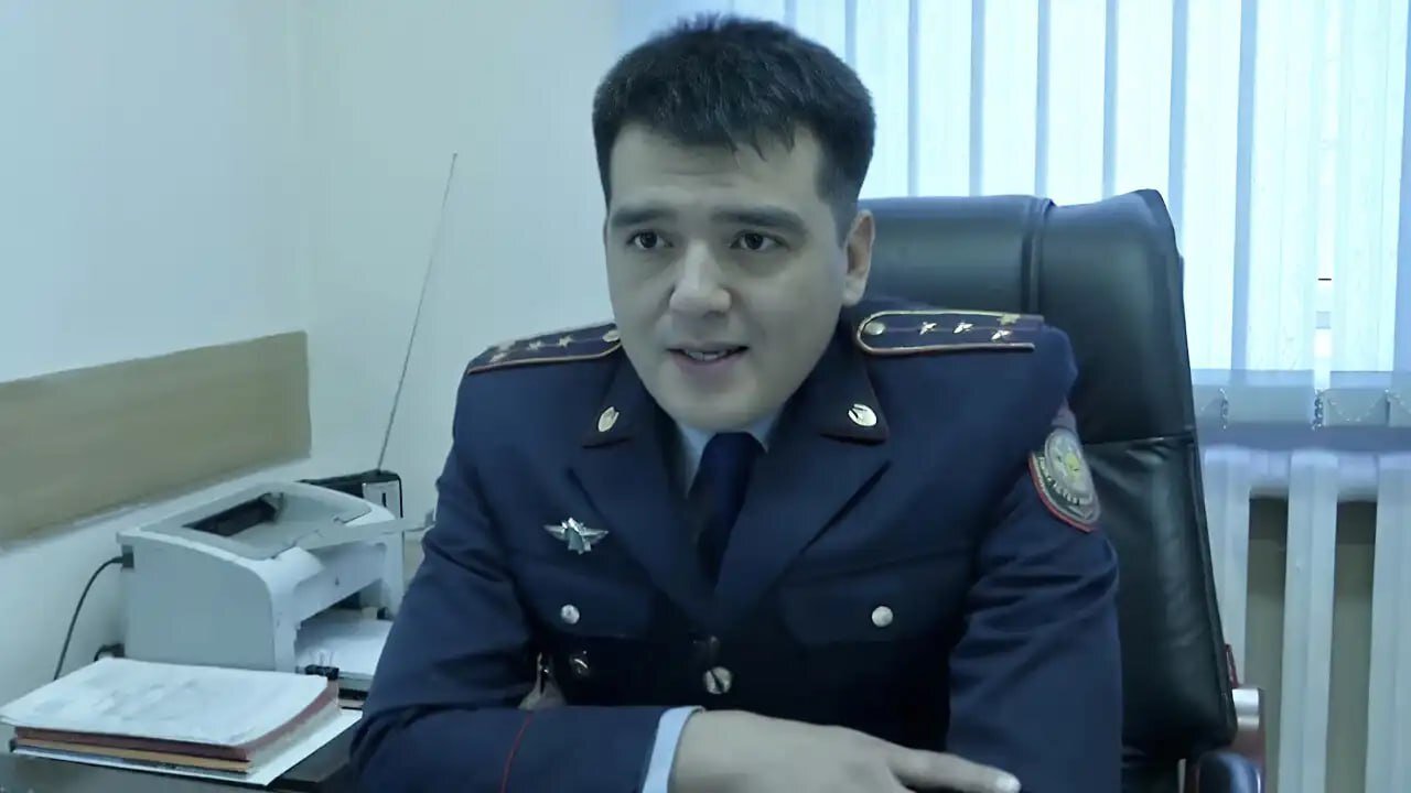 Подозреваемый полицейский задержан по делу о гибели жены, которую он якобы сбил автомобилем в Алматинской области