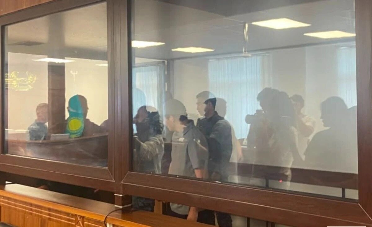 Громкое дело в Атырау:начался суд по делу об убийстве одной семьи