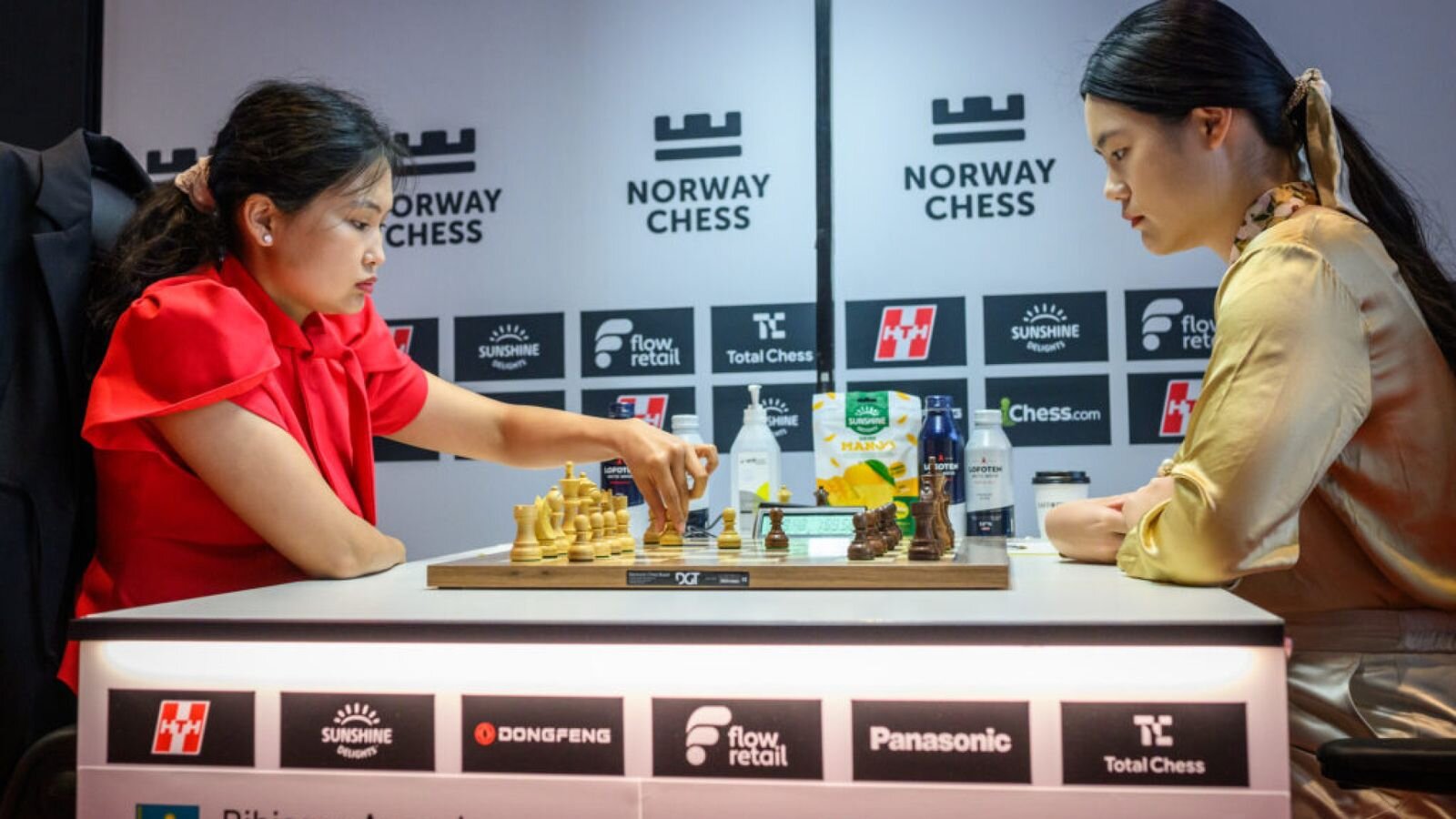 Бибисара Асаубаева стала чемпионкой турнира Norway Chess 2026